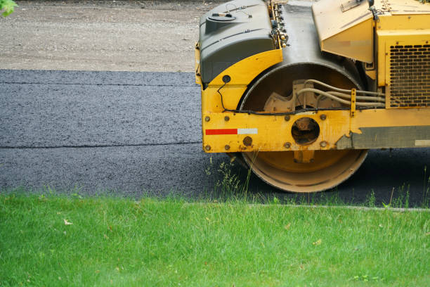Best Local Driveway Pavers  in Thornwood, NY